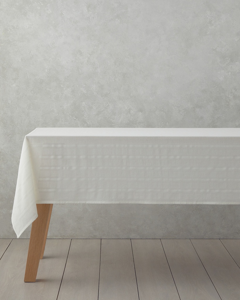 Strides Table Cloth Basic Alt Segment