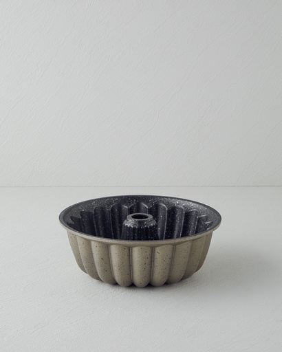 [10045691001] Patisserie Quinn Cake Mold Timeless